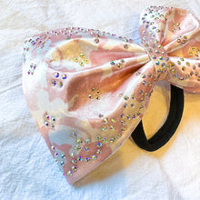 Load image into Gallery viewer, BLUSH CAMO Jumbo MUSE Tailless Cheer Bow