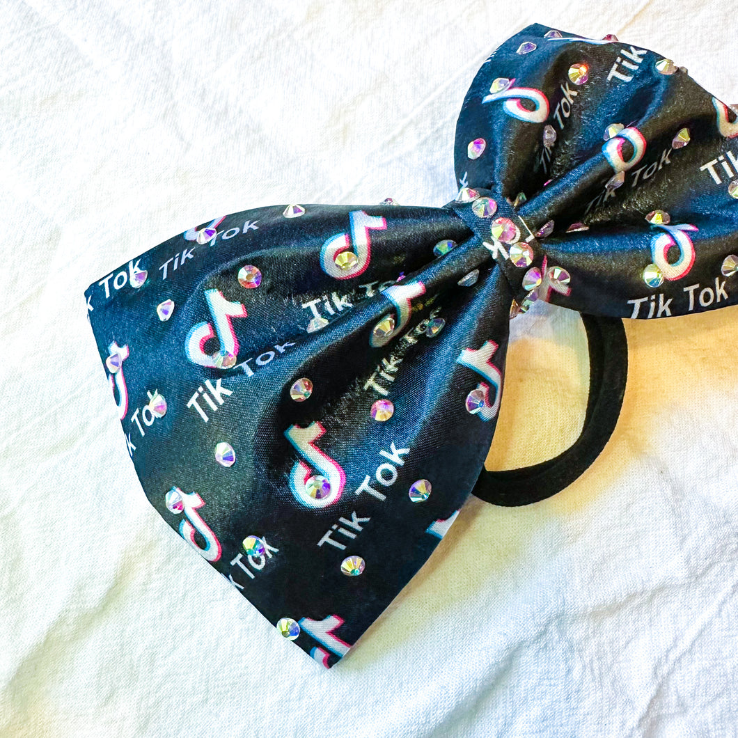 APP Print Jumbo MUSE Tailless Cheer Bow