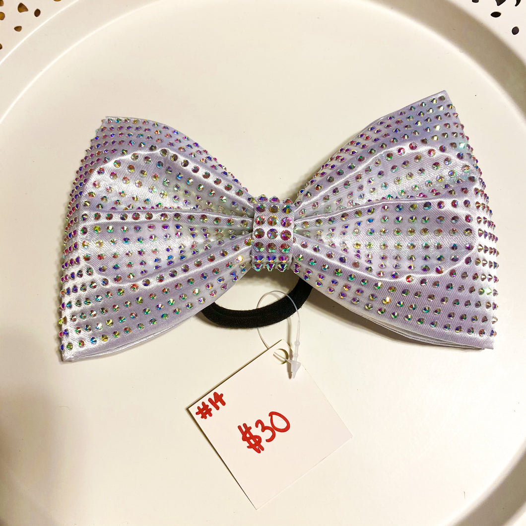 WHITE Jumbo MUSE Tailless Cheer Bow